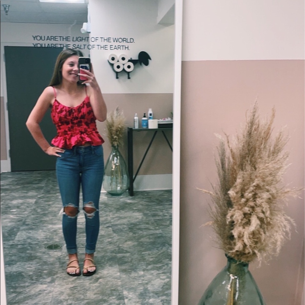 Meet your Posher, Ella